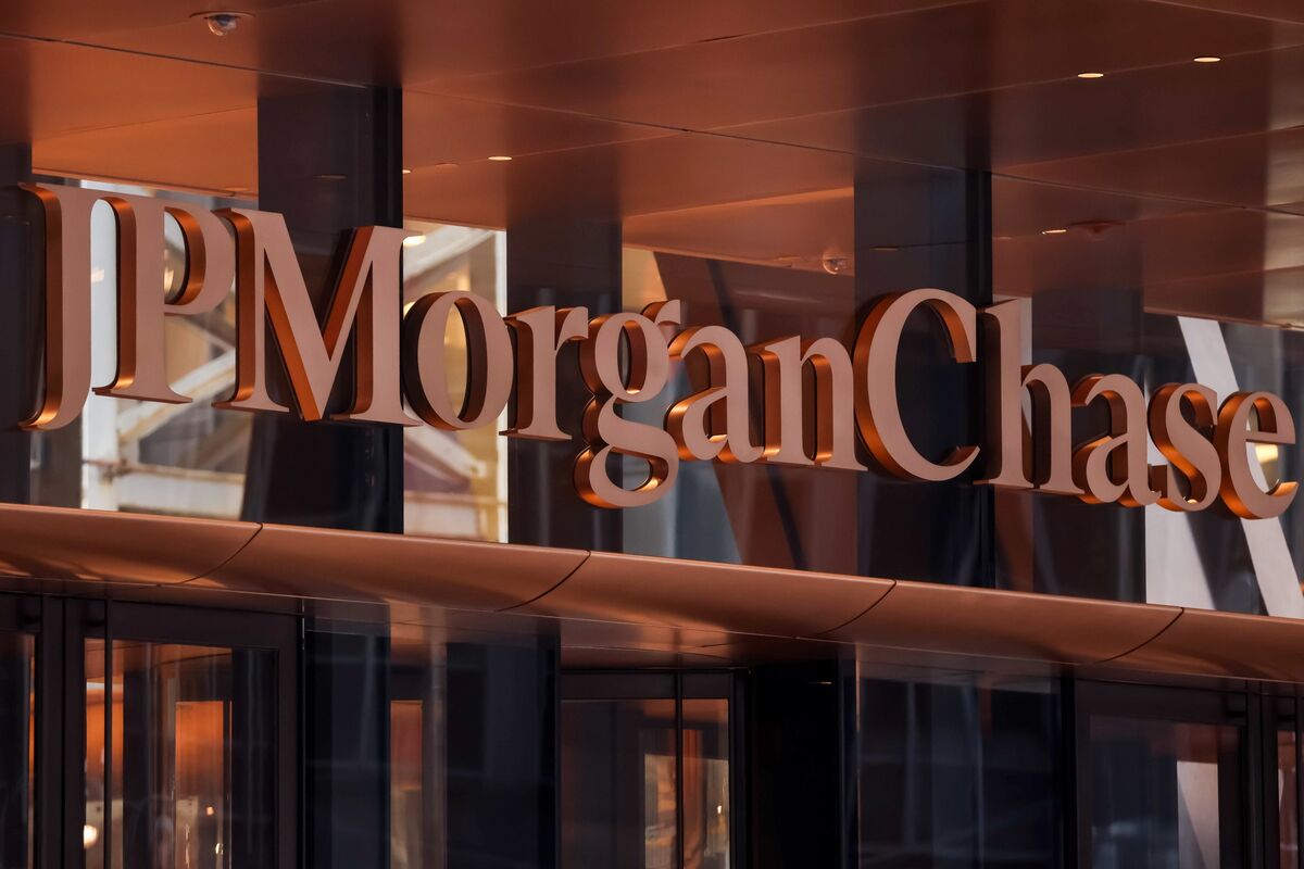 bloomberg.com - Michelle F Davis - JPMorgan Names New Leaders for Biopharma, Life Sciences Banking