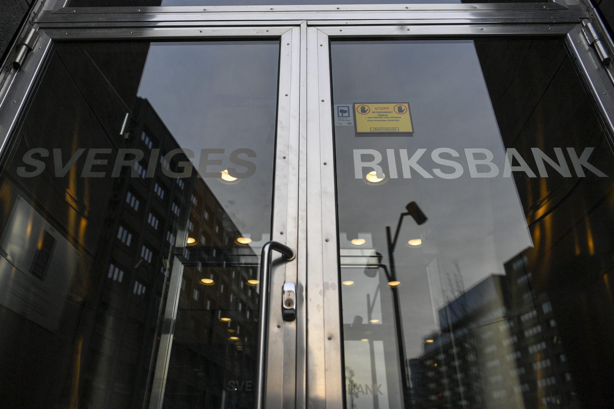 Riksbank Expands QE; Says More Steps Possible Between Meetings - Bloomberg