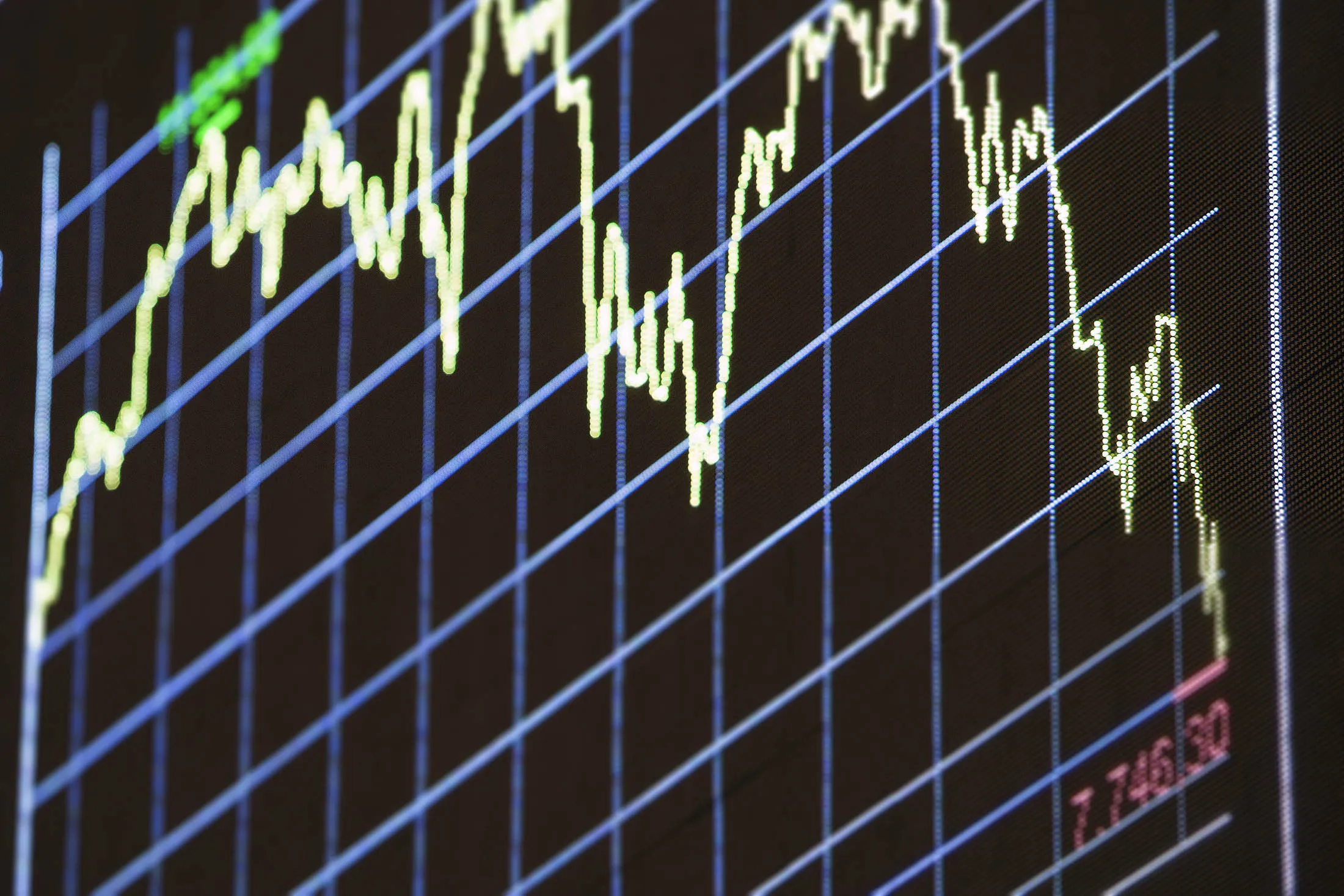 An electronic chart shows the performance of the Ibex 35 index during the last twelve months at the Madrid stock exchange, also known as Bolsas y Mercados Espanoles, in Madrid, Spain, on Friday, Feb. 12, 2016. A rebound in banks helped lift European stocks from their lowest levels since 2013, trimming a second weekly decline.
