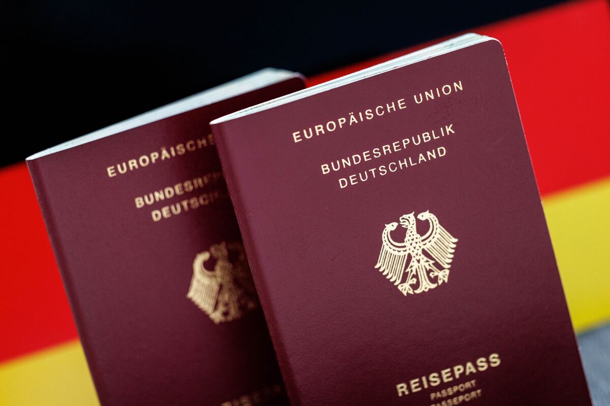 Germany Ends Fast-Track Citizenship, Limits Refugee Family Reunification
