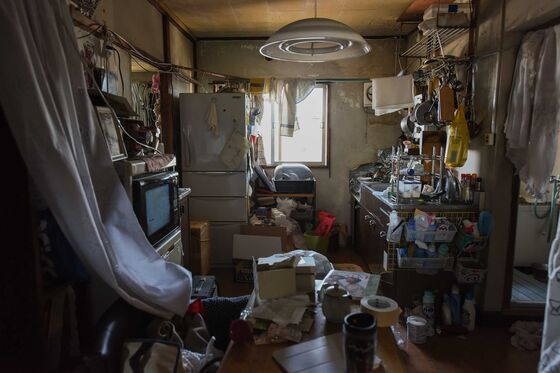 Dying Alone in Japan: The Industry Devoted to What’s Left Behind