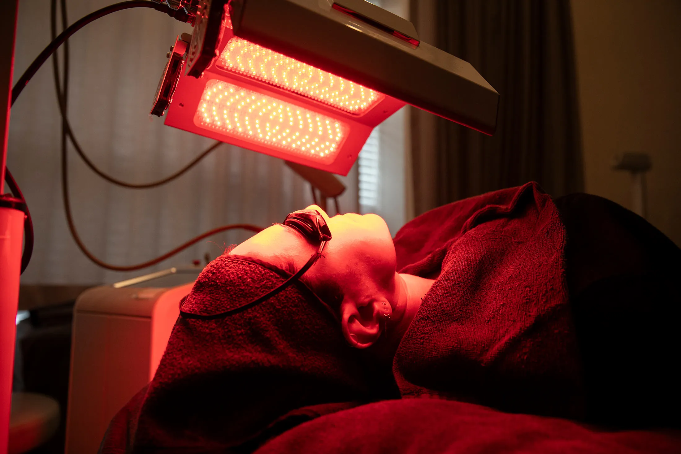 Julie Miller&nbsp;undergoing a skin treatment in Seoul.
