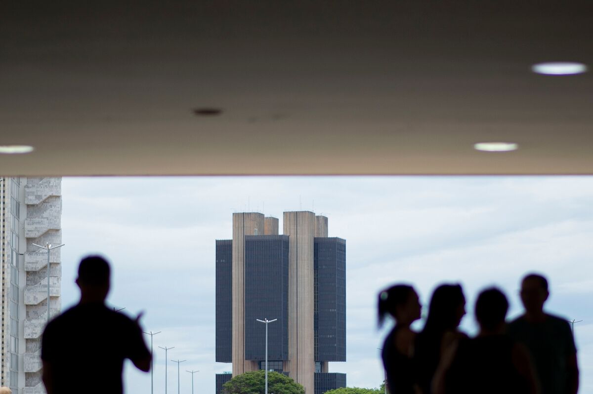 ⚫️ BLOOMBERG: La strategia della banca centrale brasiliana sotto pressione dai dazi di Trump
