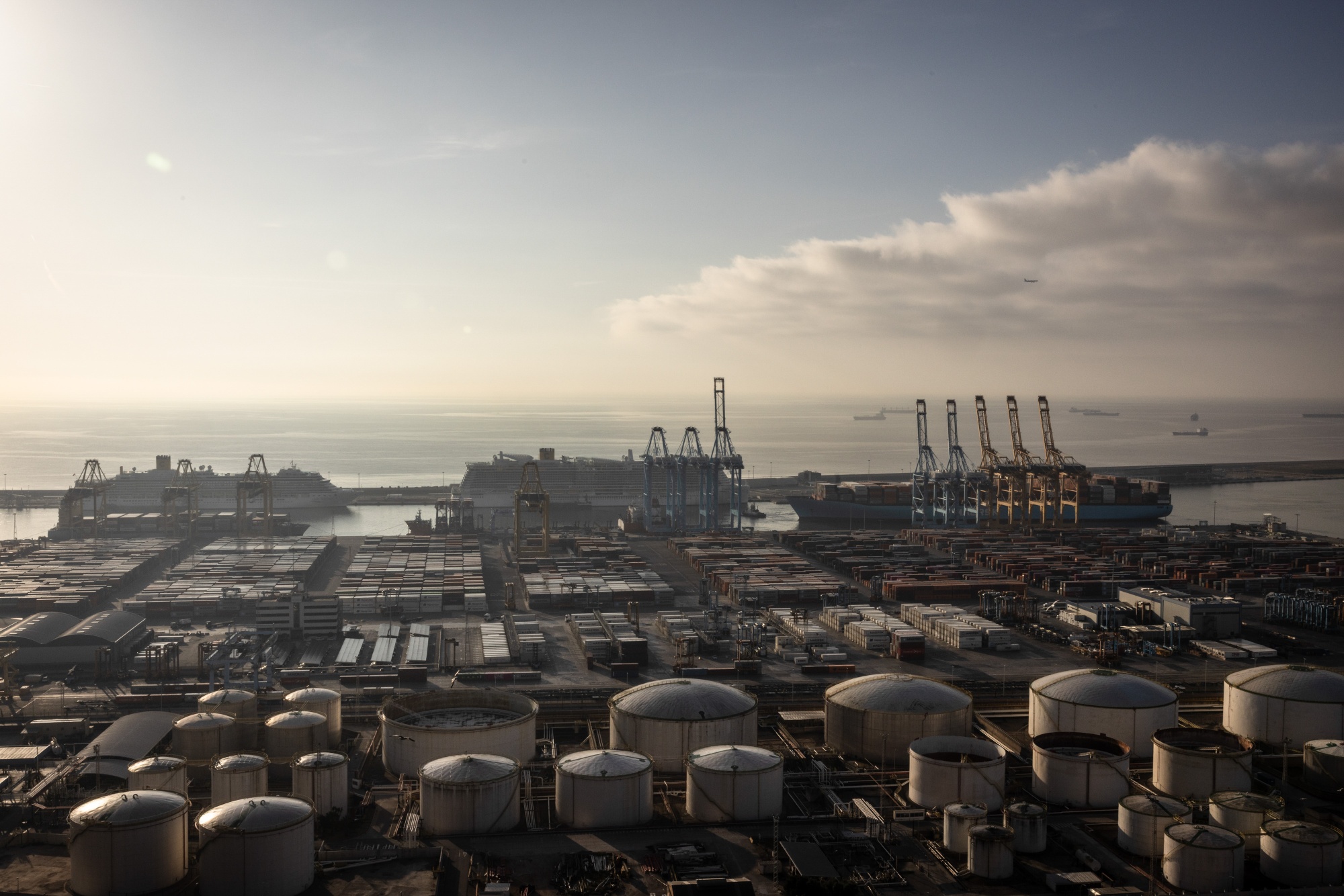 Image associated with story "Germany, France Press EU to Protect Exporters From CO2 Rules"