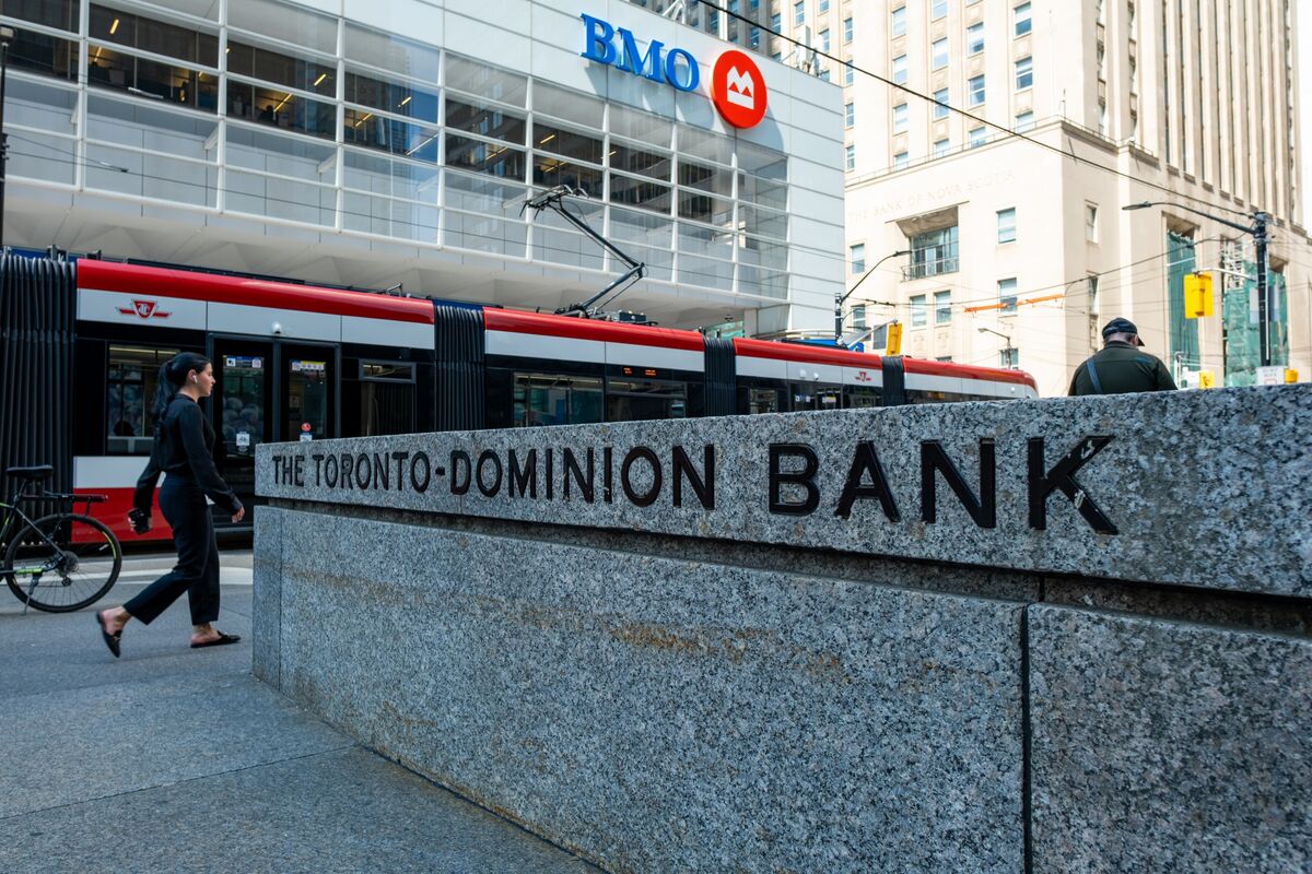 Trump’s Debanking Probe Finds TD, BMO Discriminated Against Customers