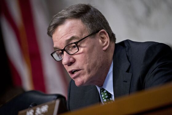 Senators Aim to Call Facebook, Google, Twitter to Hearings
