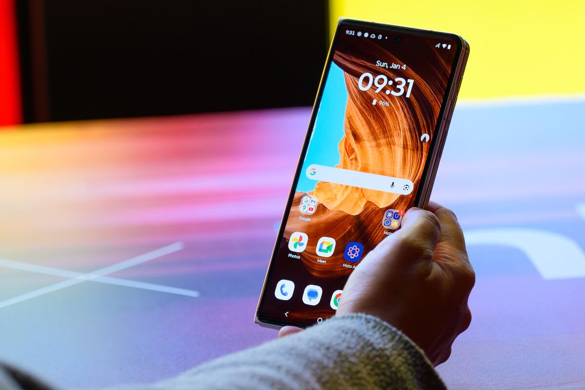 assets.bwbx.io image