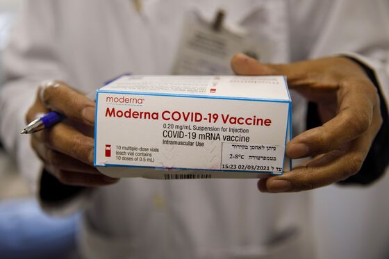 Israel Sits on Moderna Vaccines After Signing Pfizer Data Accord