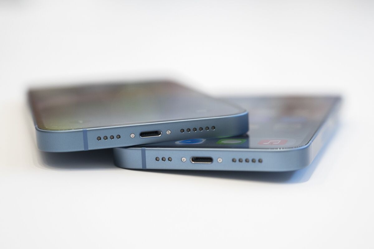The iPhone 15 Pro has a weird USB-C charging problem