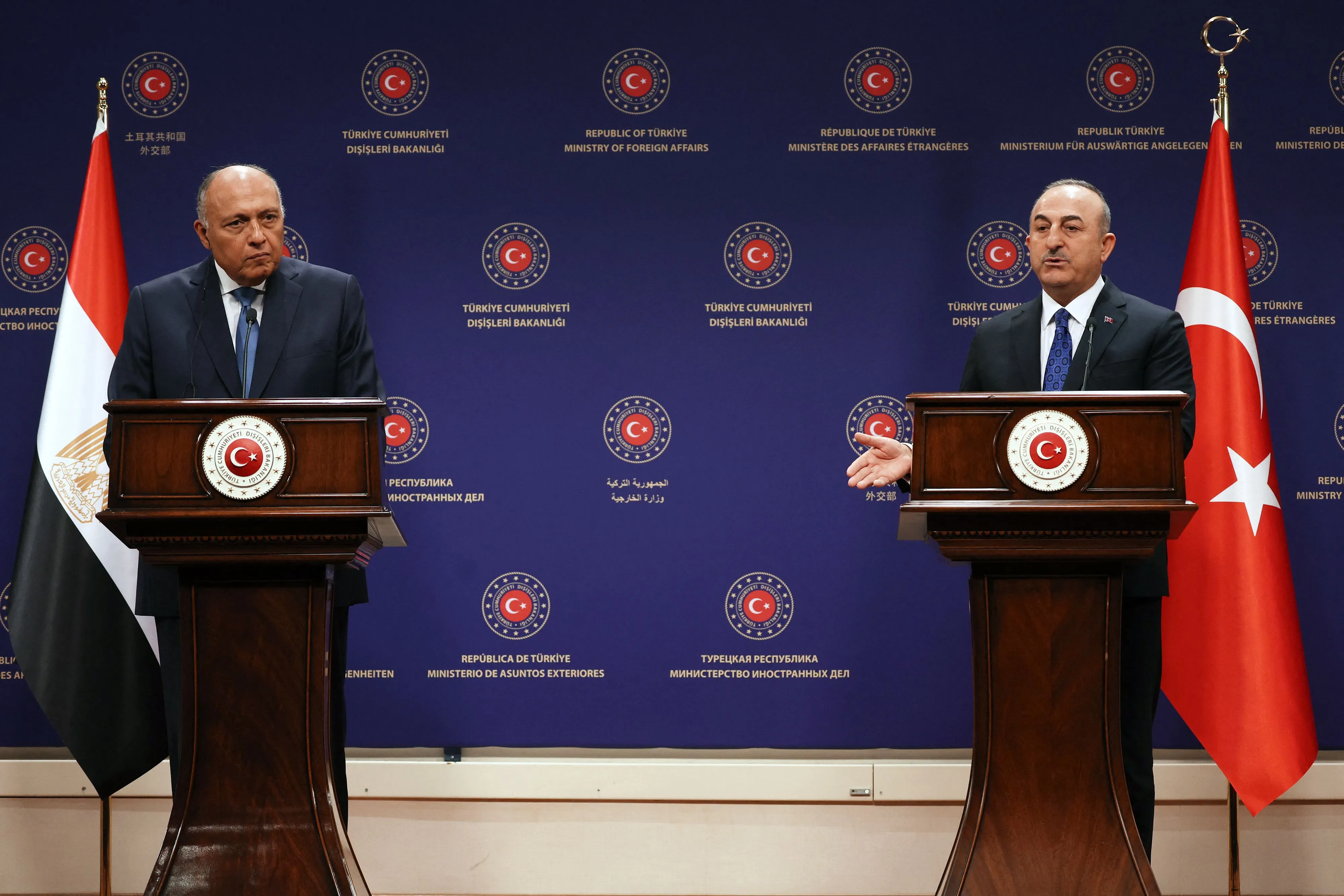 Mevlut Cavusoglu, right, and Sameh Shoukry in Ankara on April 13.