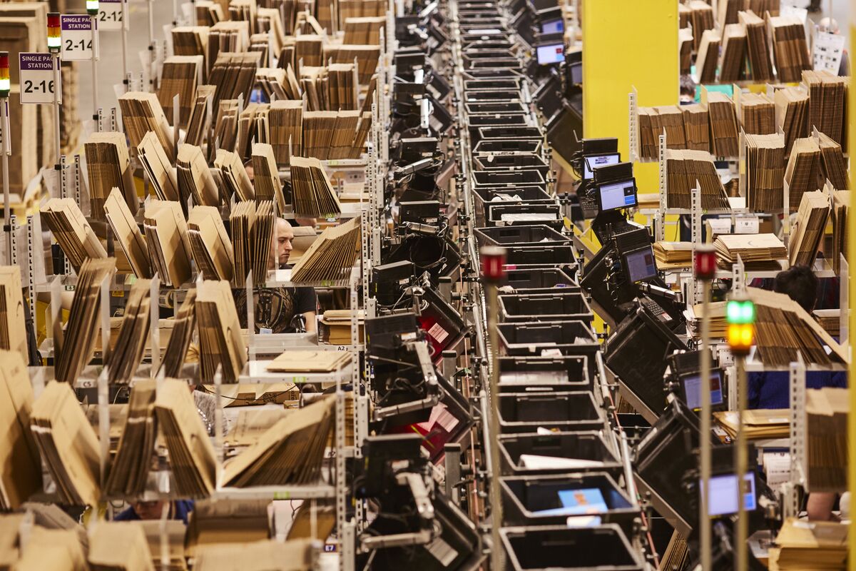 Amazon Warehouse Workers Get Pledge From Poland on Improvement Bloomberg
