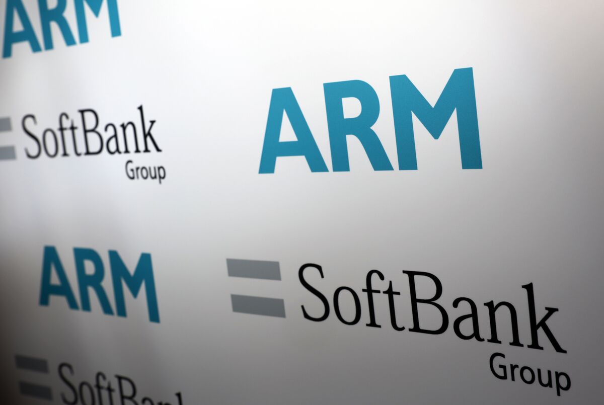 Arm Battle with China’s CEO escalates, complicating the sale of SoftBank