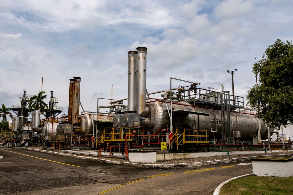 bloomberg.com - Andrea Jaramillo - Colombia Eyes Cheaper Venezuelan Gas as US Talks Offer Opening