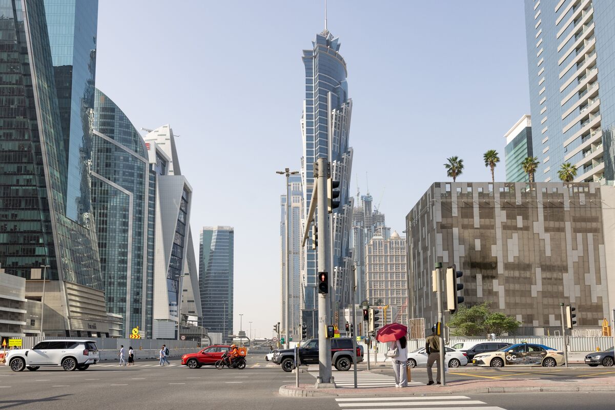 assets.bwbx.io image