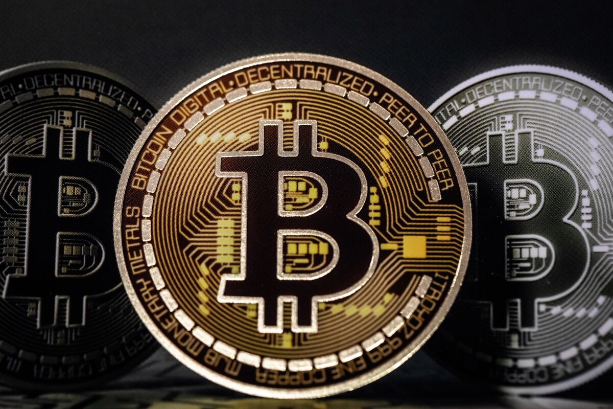 ビットコインは24年末までに12万ドルへ－スタンダードチャータード - Bloomberg