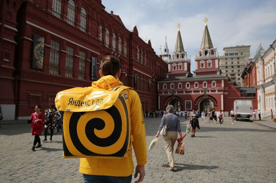 How Russia’s Citizens Can’t Escape Their Largest Tech Company