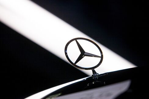 A Hood Ornament Sits on a Mercedes-Benz S-Class Automobile
