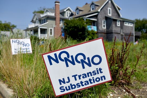 Rich New Jersey Shore Enclave Says No to Climate-Change Rail Project