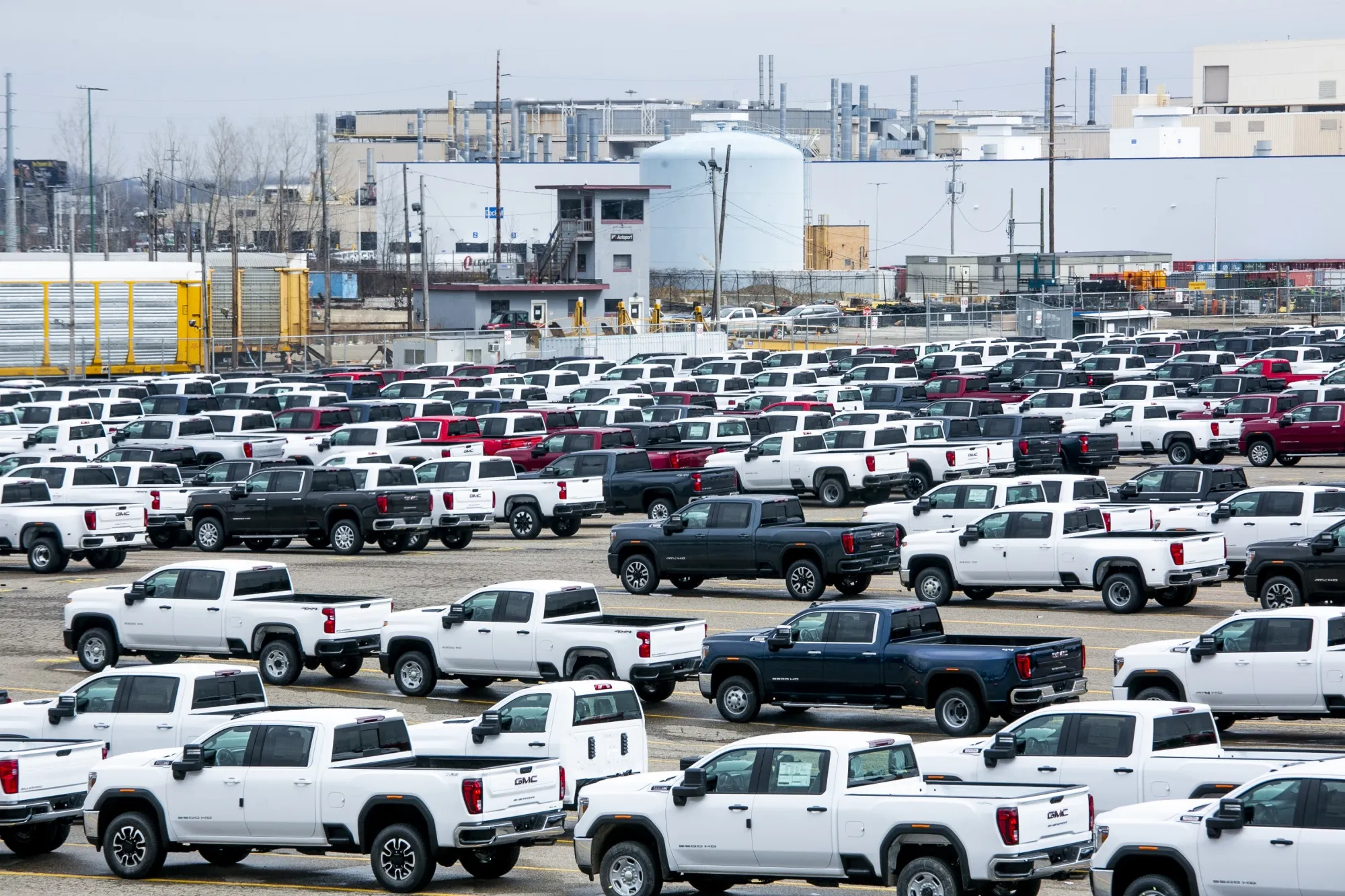 Ford, GM, FCA Shut Down Plants Amid Coronavirus