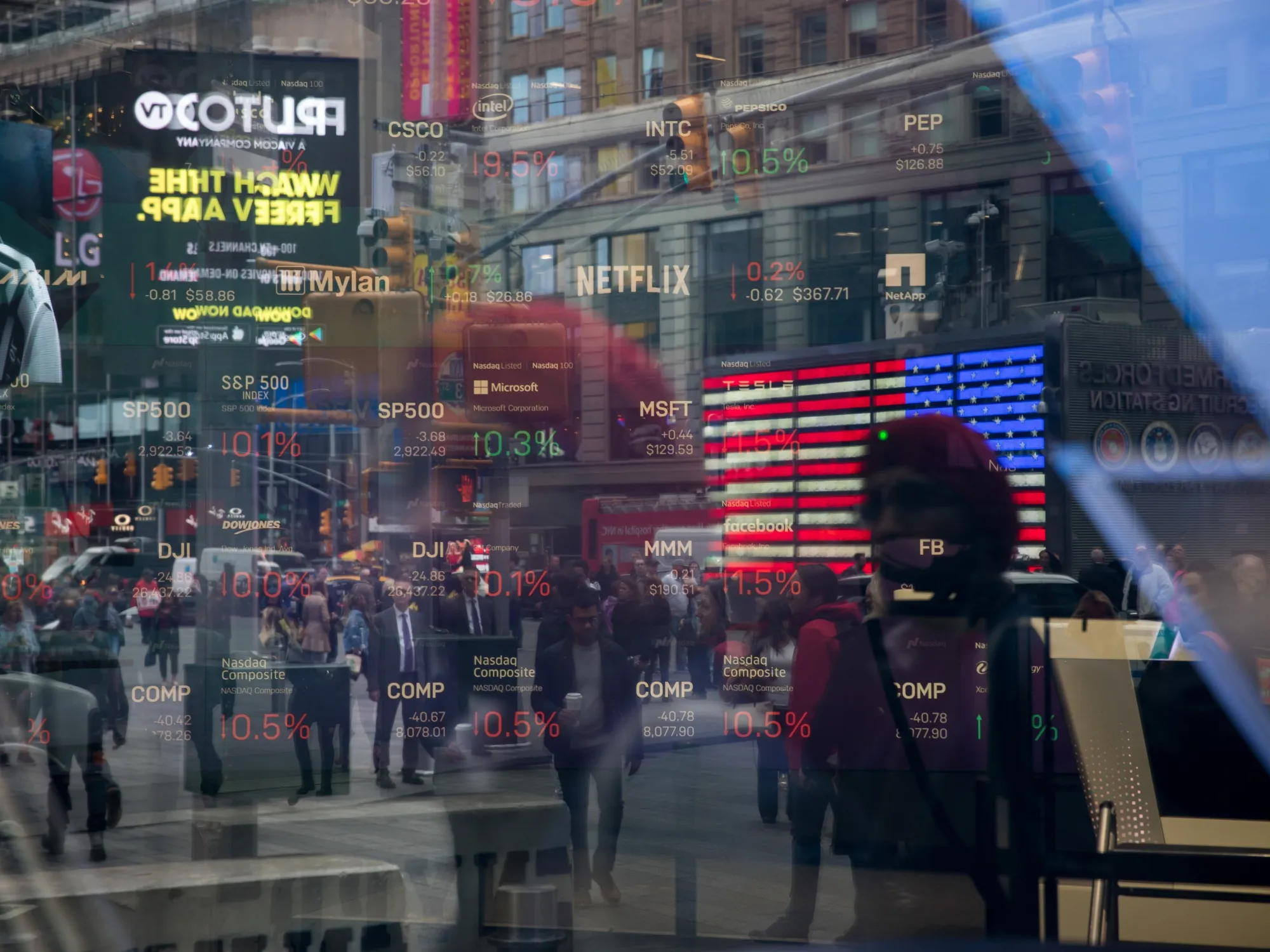 米国市況】ハイテク買われ株反発、国債下落－雇用統計待ち - Bloomberg