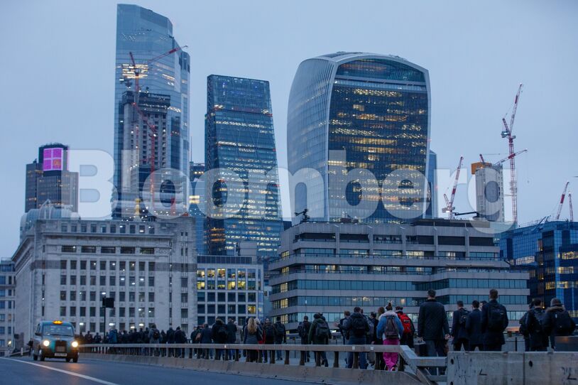 City Workers Head Back to Offices as Work From Home Guidance Dropped