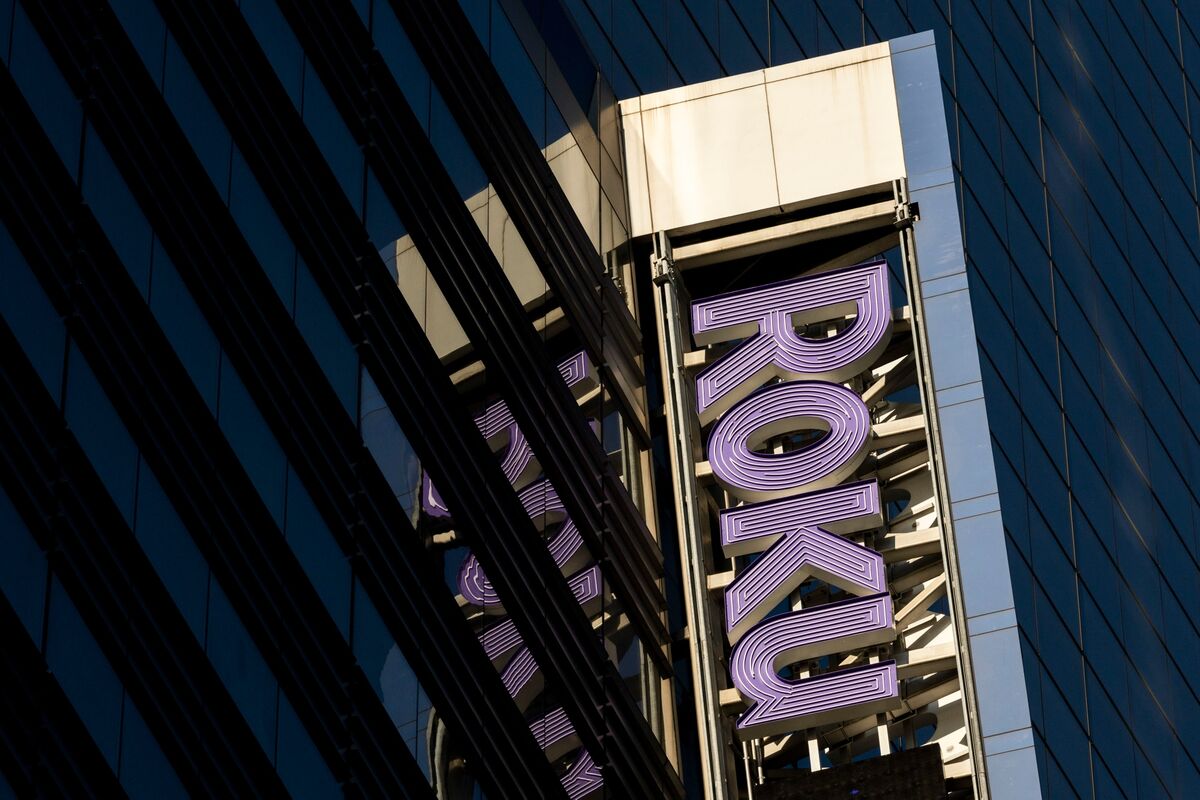 Fox to Buy Roku at $22 Billion Value in Streaming Video Push