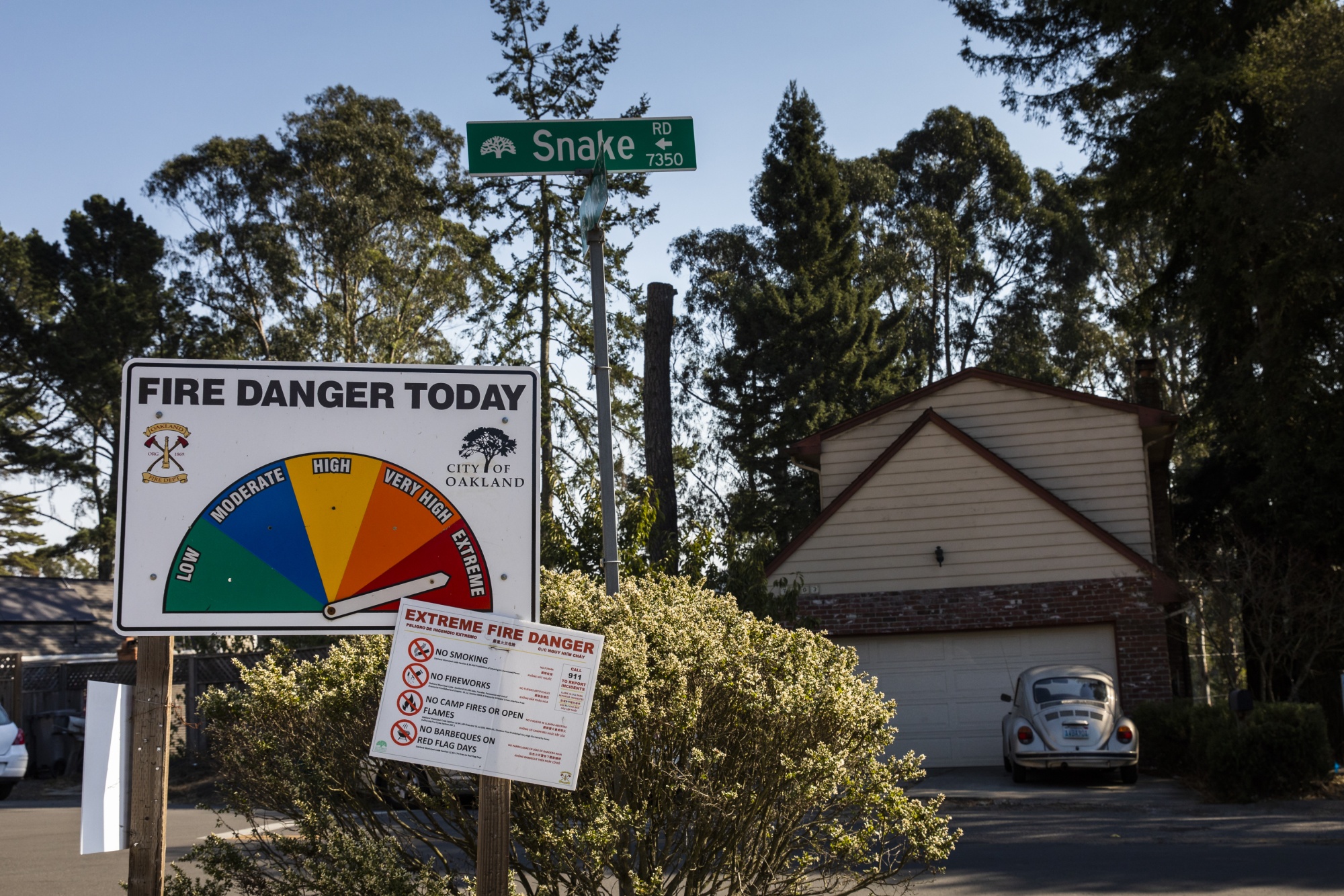Wildfire Risk Leaves Californians Without Homeowners Insurance - Bloomberg