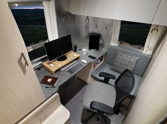 Airstream’s New Trailer Comes With Beds That Transform Into an Office