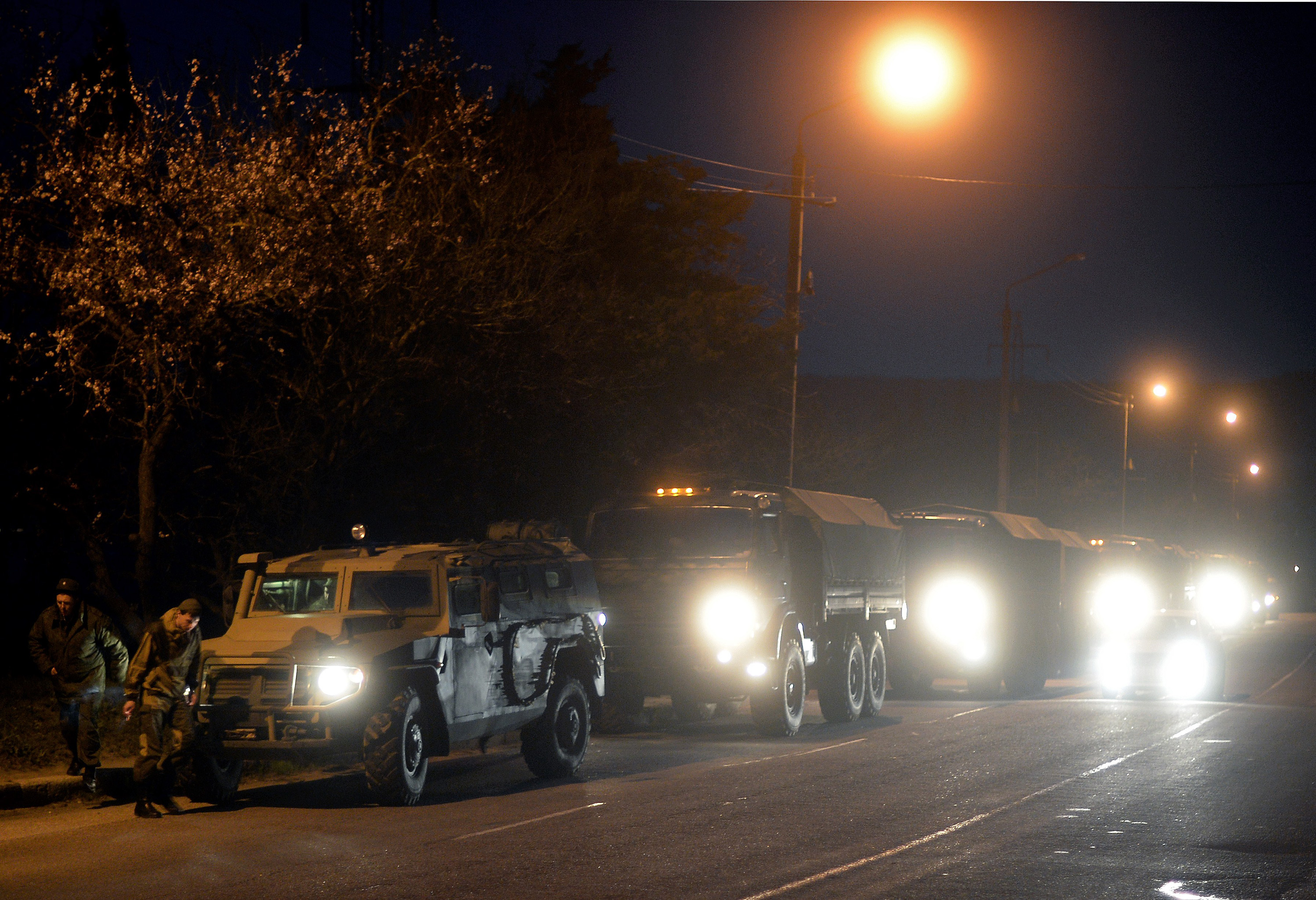 ウクライナ ロシアが国境で兵力増強 道路や港湾も支配下に Bloomberg
