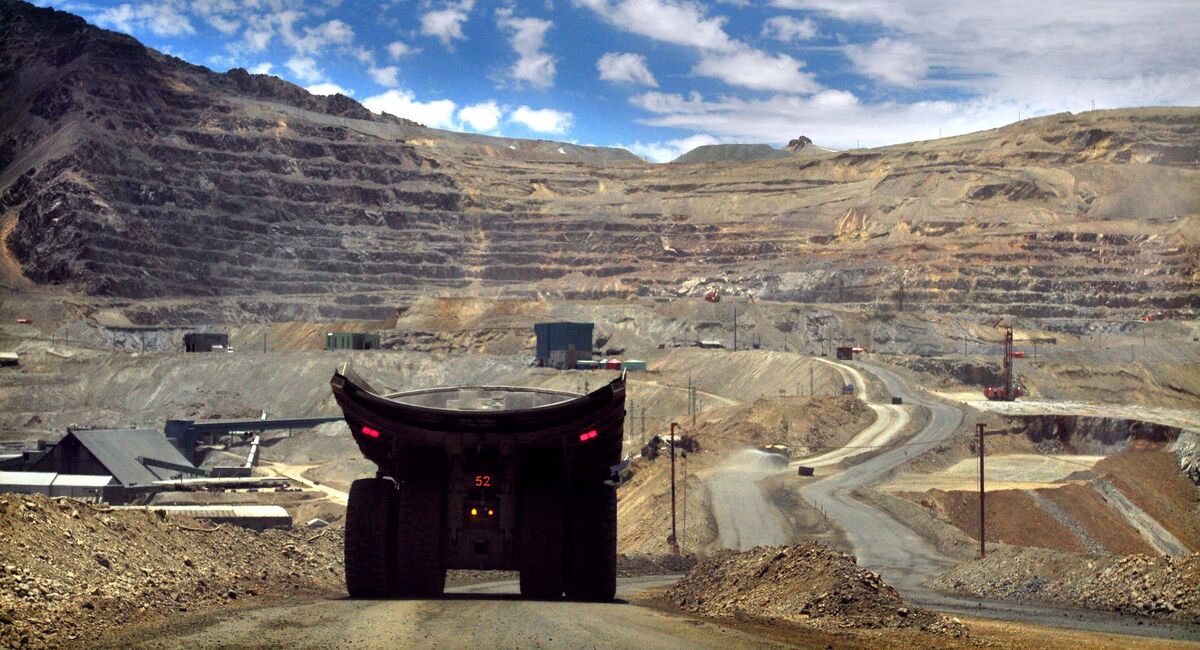 Anglo Sets Scene for Long-Awaited Deal Frenzy With Move on Teck