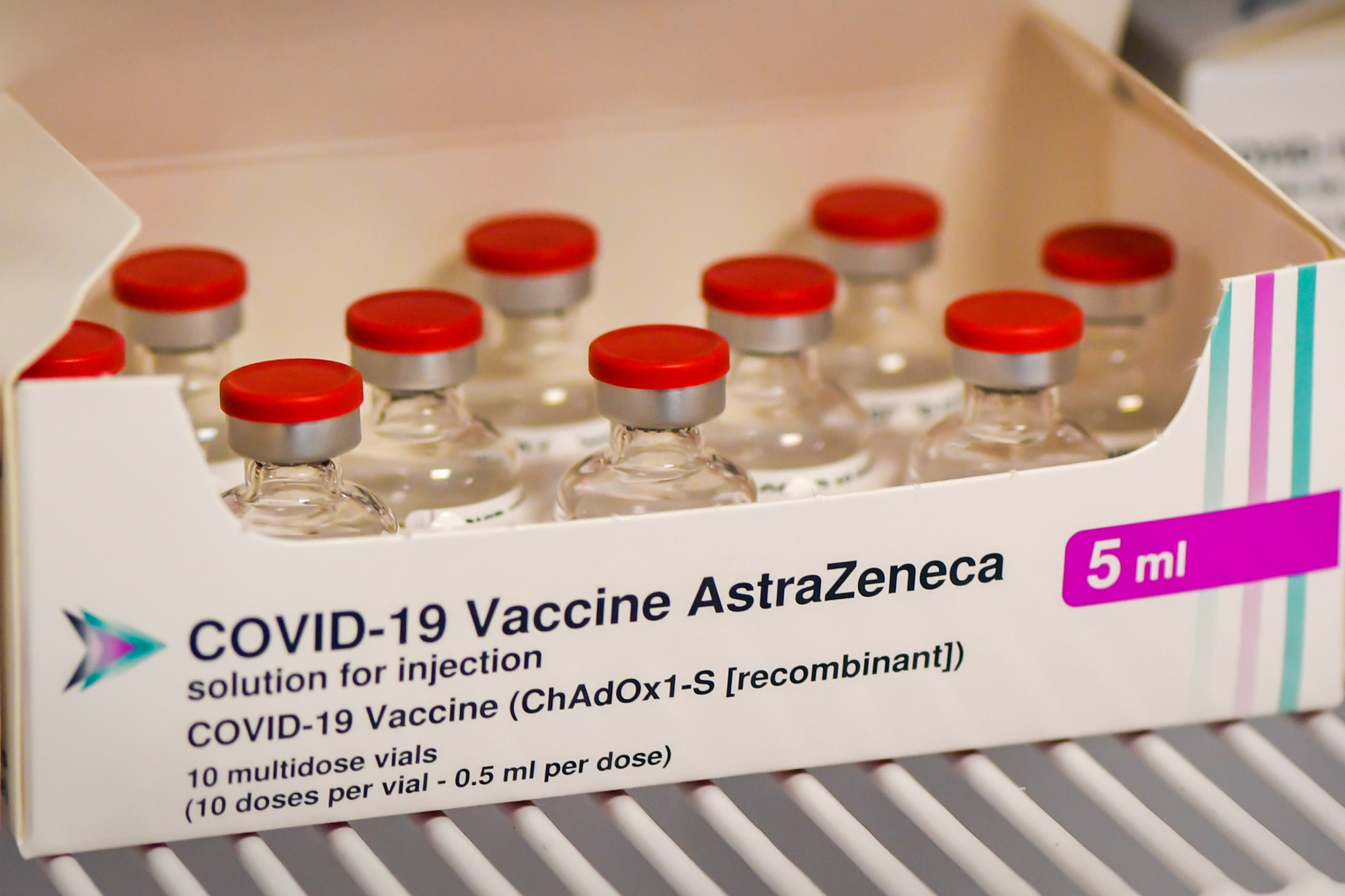 EU Regulator Backs Astra Vaccine as Safety Review Ramps Up