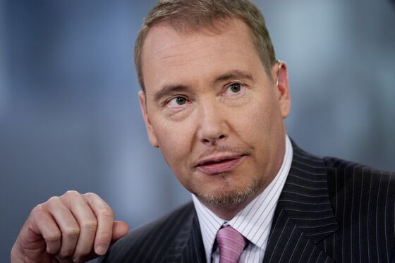 Jeffrey Gundlach Says Fed Shouldn't Raise Rates This Week