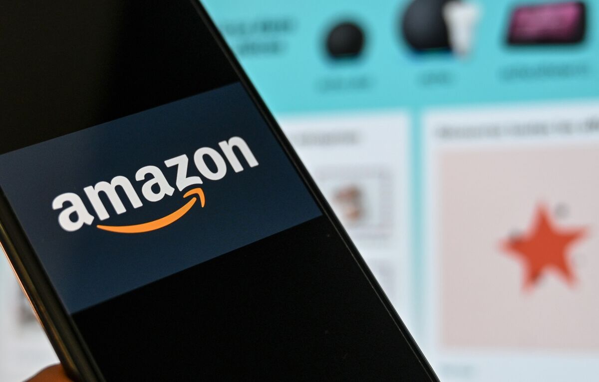 Amazon, Alexa'yı Alışveriş Arama Çubuğuna Ekliyor: AI Hamlesi