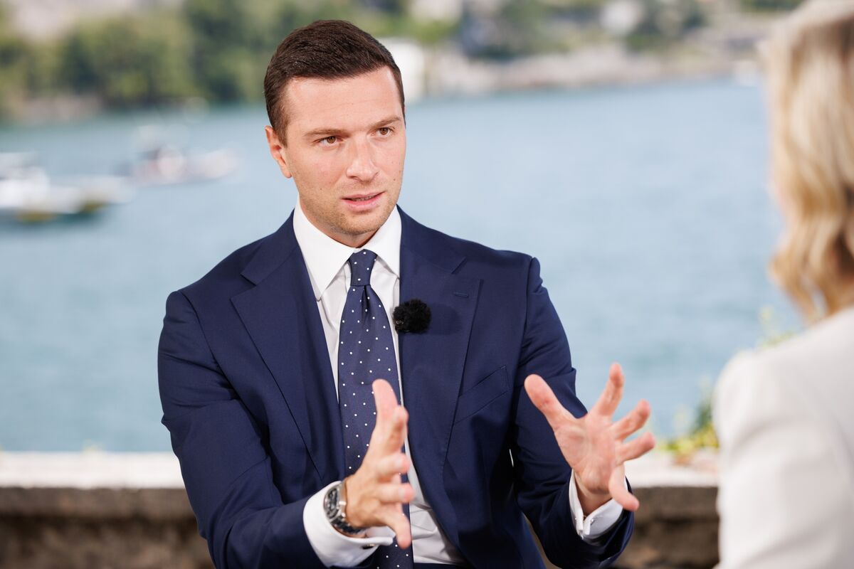 France’s Far-Right Chief Bardella Wants Ukraine to Pay for Europe’s Help