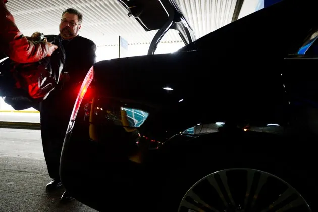 Depending on where you work, it’s not hard to add your corporate credit-card number to your Uber app