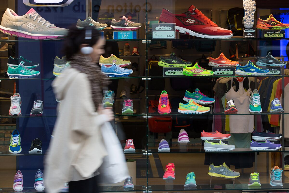 Skulle passager Sjældent Skechers' Lesson From Toning-Shoe Fad That Flopped - Bloomberg