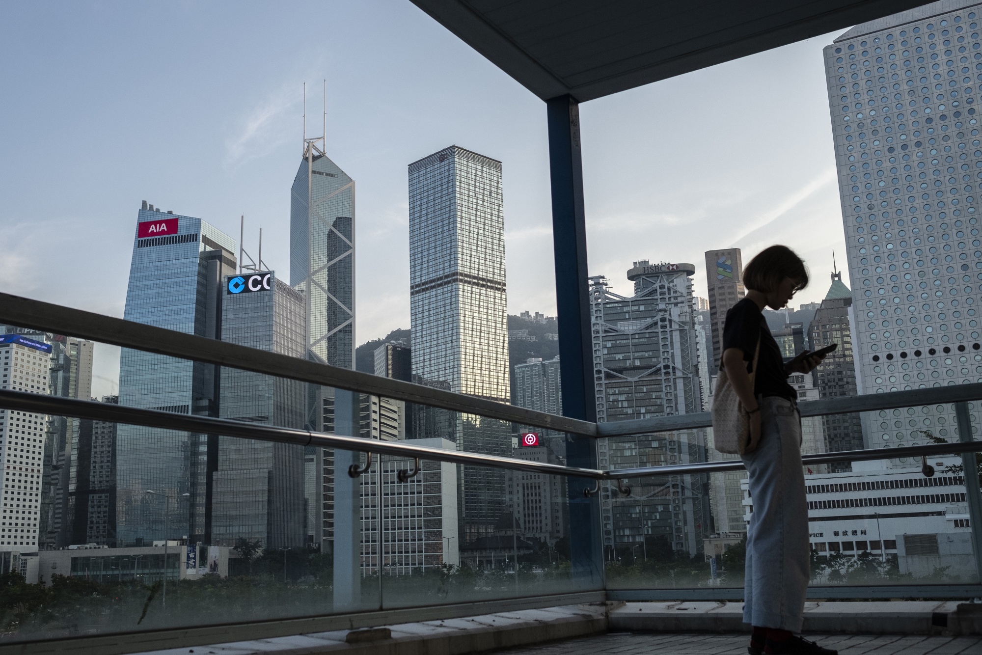 Hong Kong Virtual Bank With 6.8% Deposits Cools Price War Talk