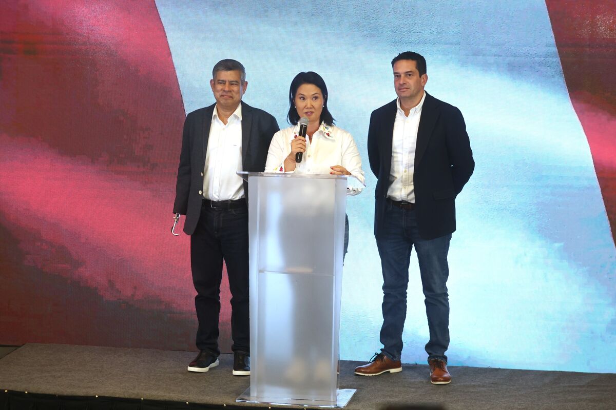 Mexico, Peru Open Door To Restoring Relations After Bitter Political Fight