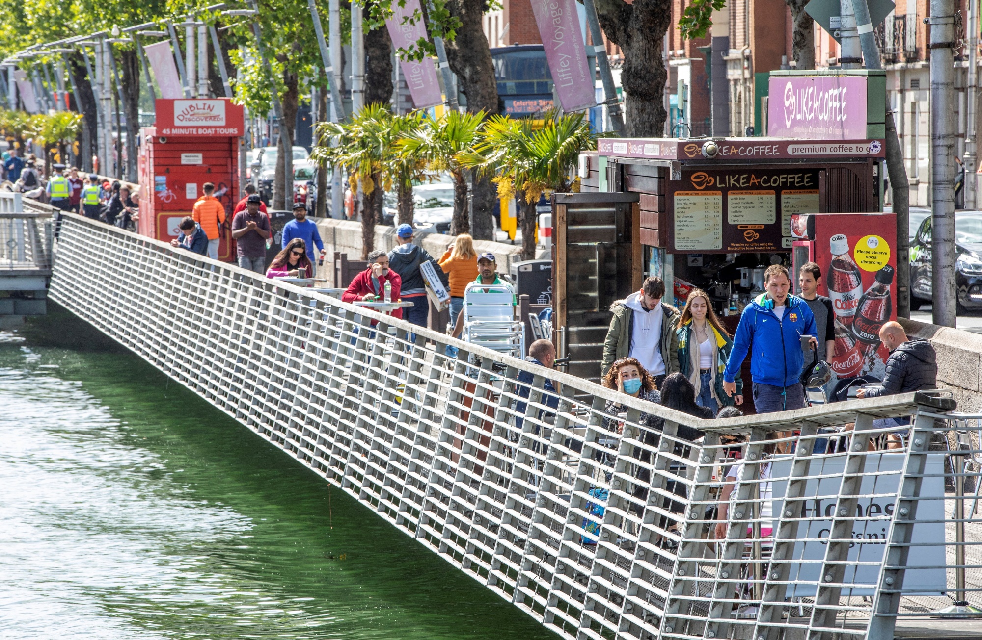 Ireland Economy Showing Signs Of Slowdown Business Group Says Bloomberg    1x 1 