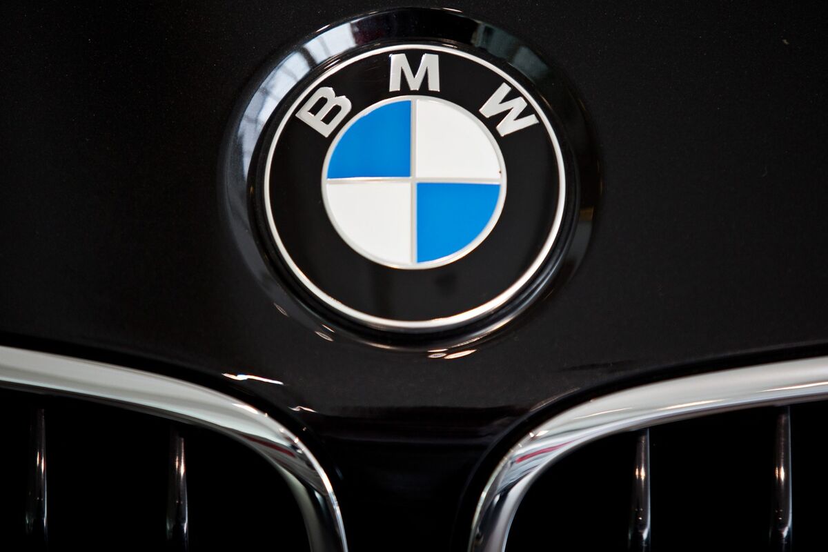 South Korea Tells Some Bmw Owners To Park Cars On Fire Risk - Bloomberg