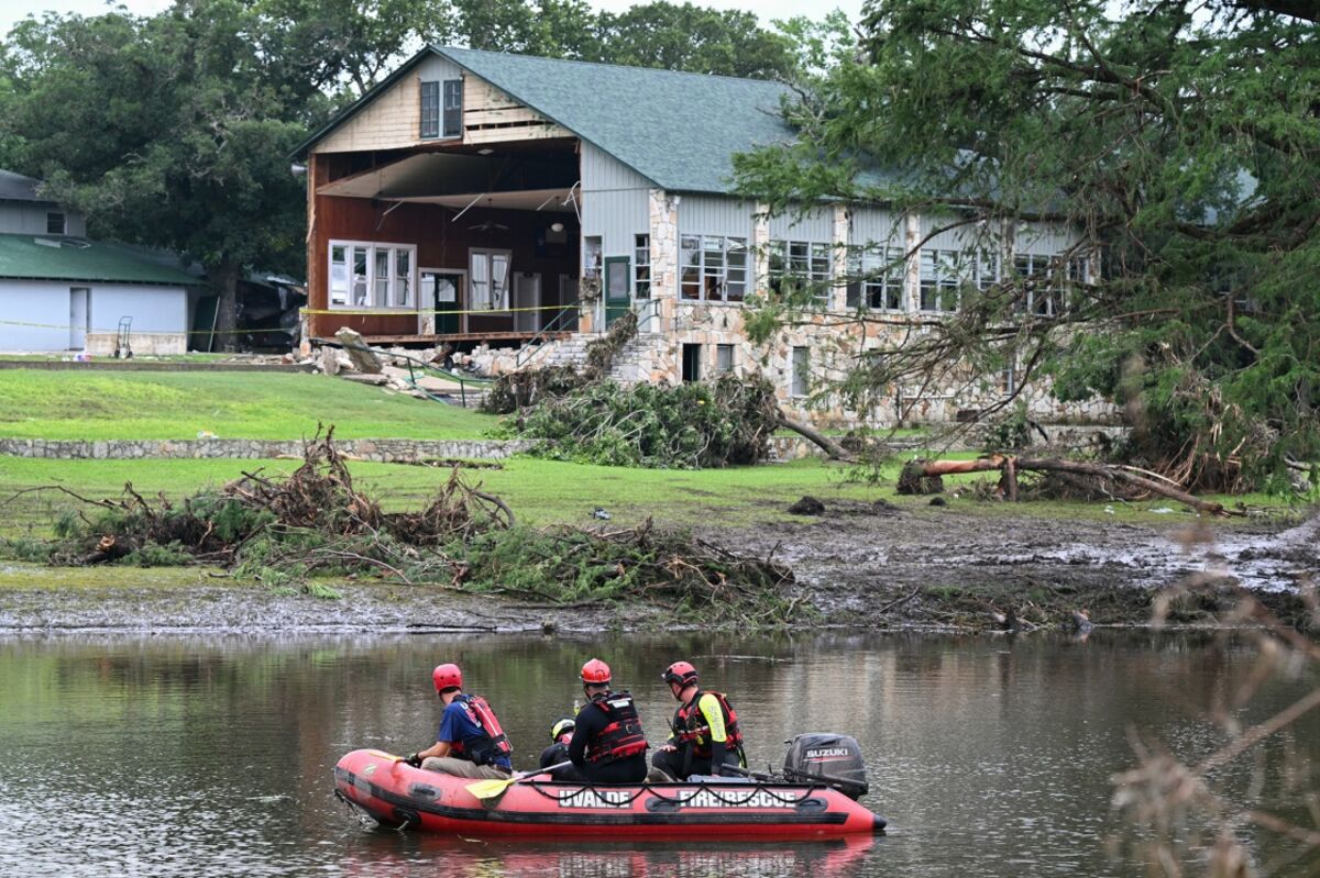 Camp Mystic Seeks Bankruptcy to Settle Texas Flood Wrongful Death Claims