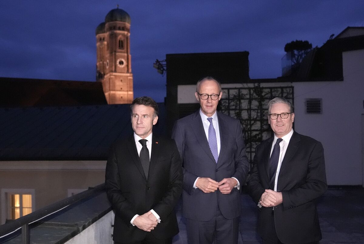 
                            Merz Rejects German Nukes But Backs Pact With France and UK