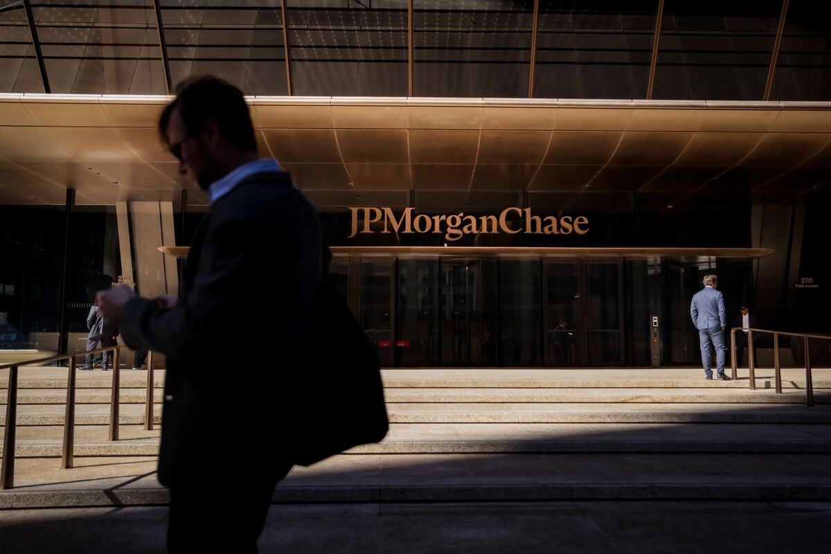 Higher Interest Rates Don’t Worry the Megabanks Much