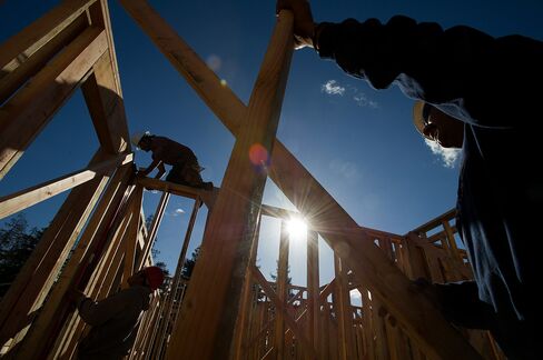 Sales of New Homes in U.S. Climbed 1.5% to 417,000 Rate in March