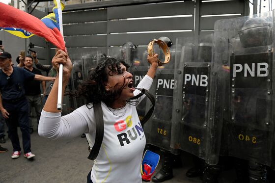 Venezuela Police Detain Opposition Lawmaker After Protest