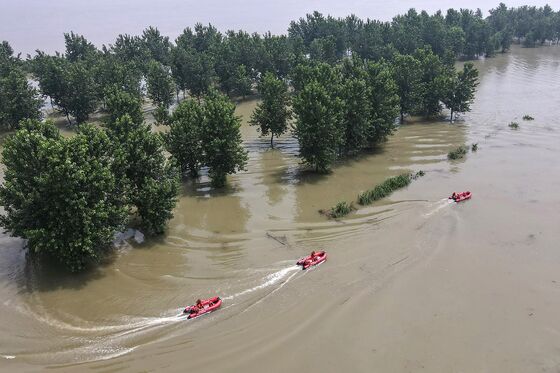 Flood Impact on China’s Growth to be Short-Lived, Economists Say