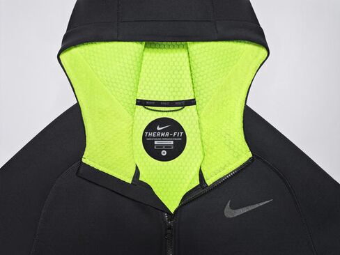 Nike's new winter workout jacket comes with an adjustable "scuba hood."