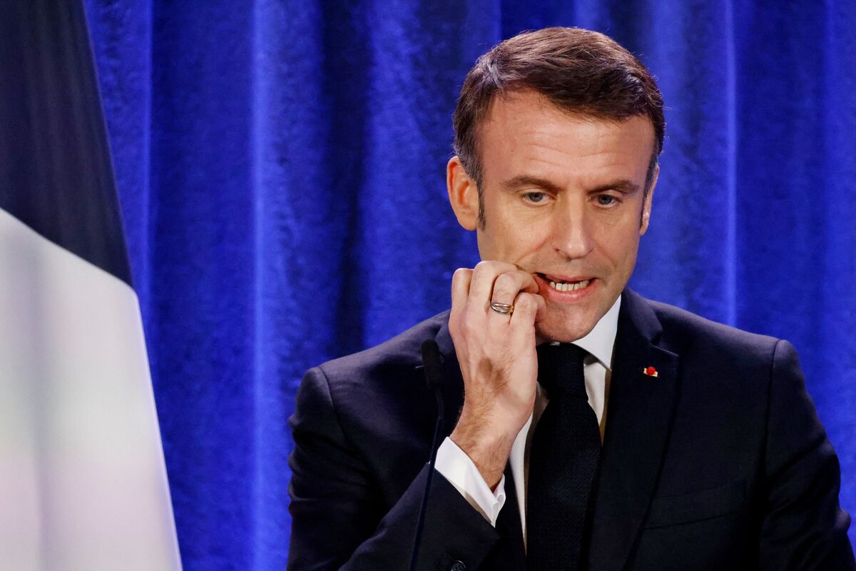 Macron Resignation Plans Denied After France Bonds Drop Most Since 2020