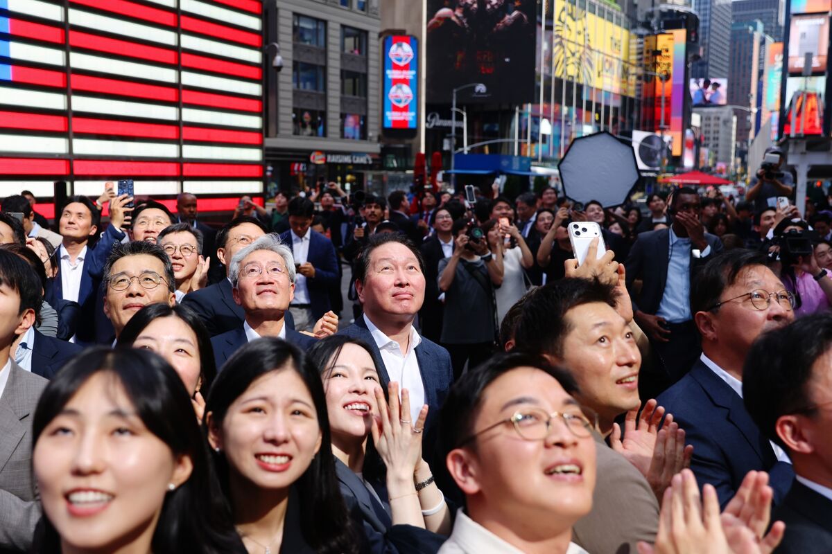 bloomberg.com - Richard Frost - Korean Stocks Are Most Volatile Since 1998 Asian Financial Crisis