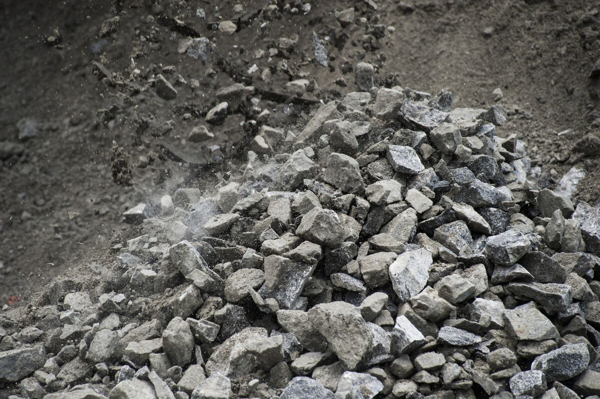 Trung Quốc sẽ cung cấp dữ liệu dự trữ bạch kim khi thị trường thắt chặt